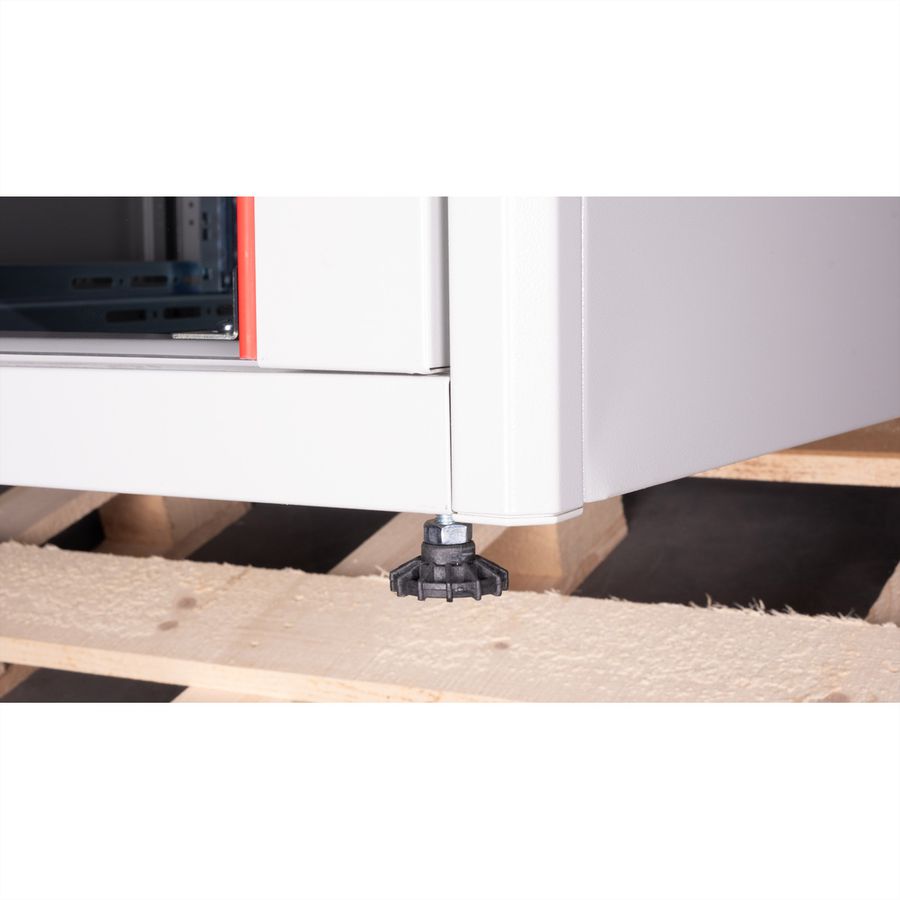 ROLINE 19-inch levelling feet, 4 pieces