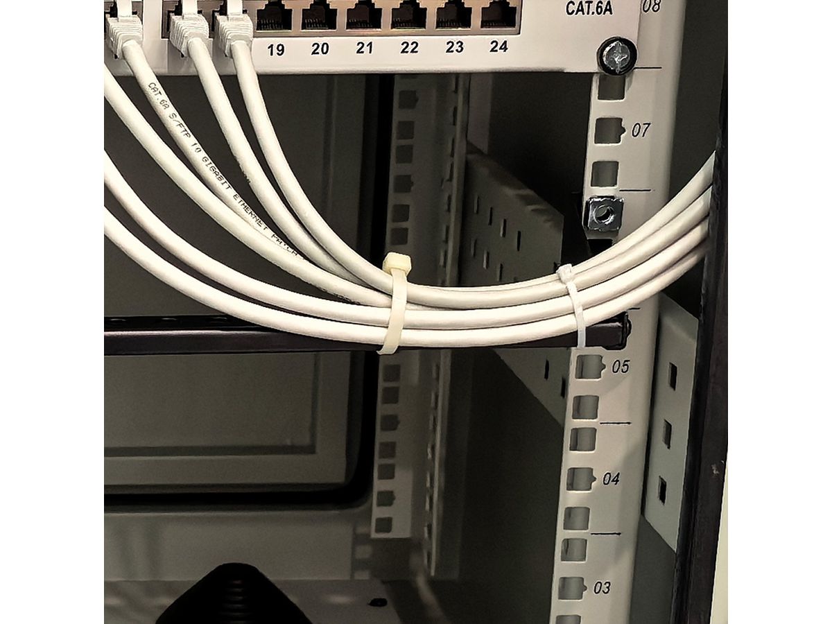 VALUE 19" 1U Rack Mountable Cable Management Bar, (horizontal) with adjustable Depth, black